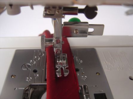 Picture of Janome Adjustable Zipper Foot/Piping Foot