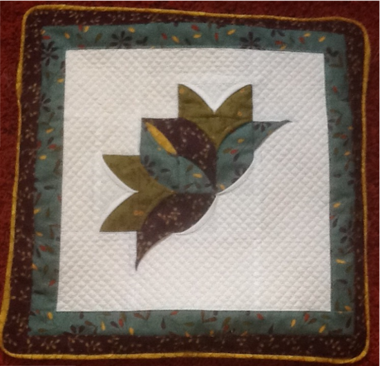 Picture of Peeled Back Patchwork Cushion 11/10/17*Newport*