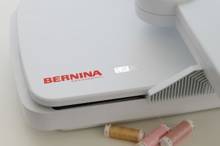 Picture of Bernina 770QE Plus Sewing Machine and Embroidery Machine
