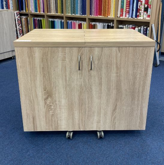 Picture of Horn Gemini XL Display Cabinet - SOLD