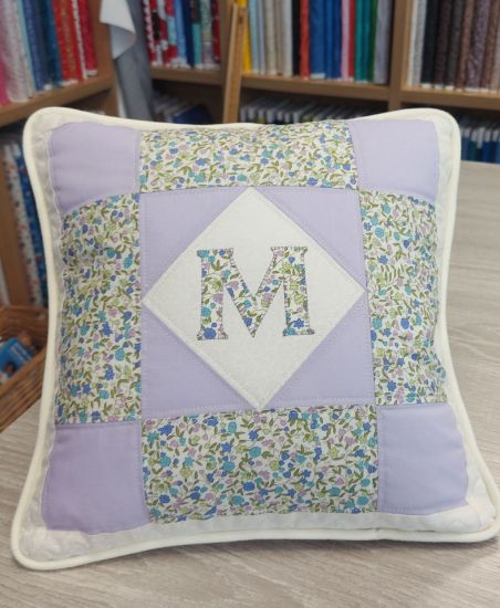 Picture of Basic Patchwork & Quilting Cushion 12-11-26 FULL