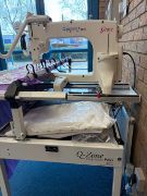 Picture of Grace Q-Zone Hoop Frame Pro and Grace Q'nique Q15 Pre-owned