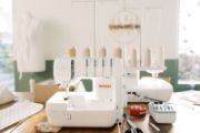 Bernina L660 Air Threading Overlocker